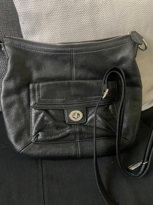 Buy & Sell North West London Grahame Park - North West London - Photos for Coach Bag