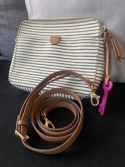 Buy & Sell North West London Grahame Park - North West London - Photos for Fósil Bag