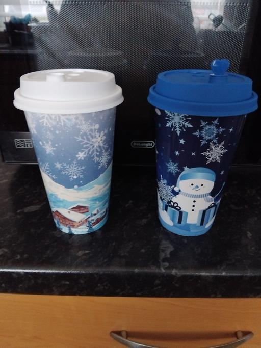 Buy & Sell West Midlands Wolverhampton - Photos for 2 Xmas Travel Mugs.