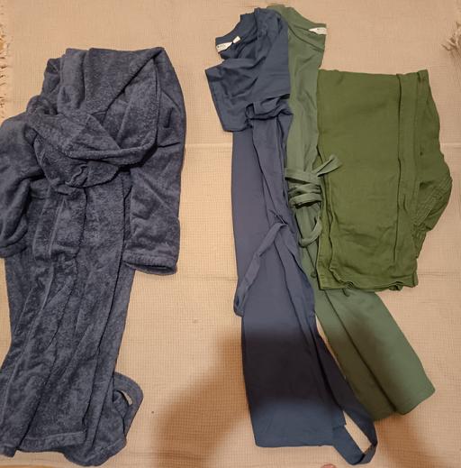 Buy & Sell South East London Nunhead - South East London - Photos for dresses trousers and bathrobe
