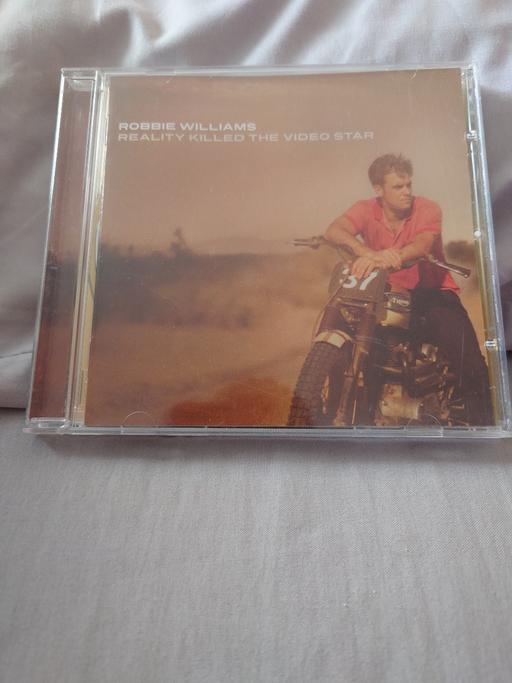 Buy & Sell Leicestershire Charnwood - Photos for Robbie Williams-reality killed the video star