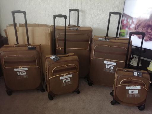 Buy & Sell Heath Town Wolverhampton - Photos for New 5 piece Kangol suitcases with tags