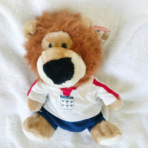 Buy & Sell North West London Chalk Farm - North West London - Photos for Lion England football soft toy