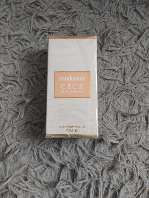 Buy & Sell West Midlands Wolverhampton - Photos for New Perfume.