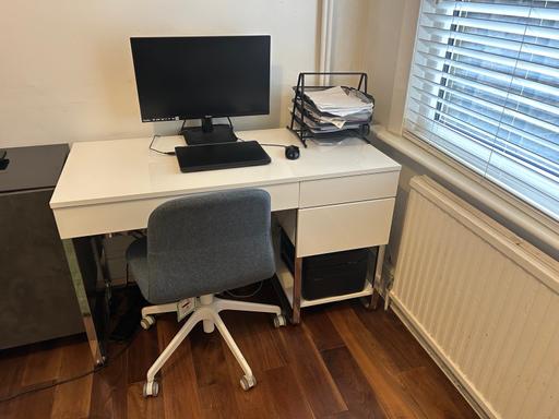 Buy & Sell East London Leyton - E15 - Photos for Stylish Desk