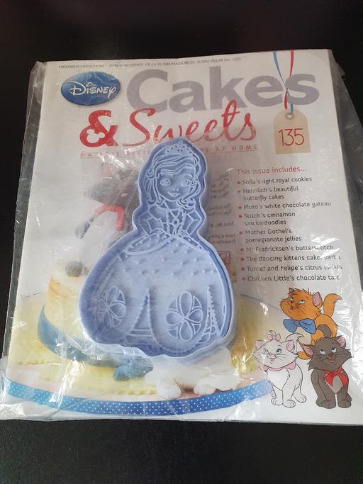 Buy & Sell West Midlands Dudley - Photos for Disney cakes &sweets magazine issue 135 NEW