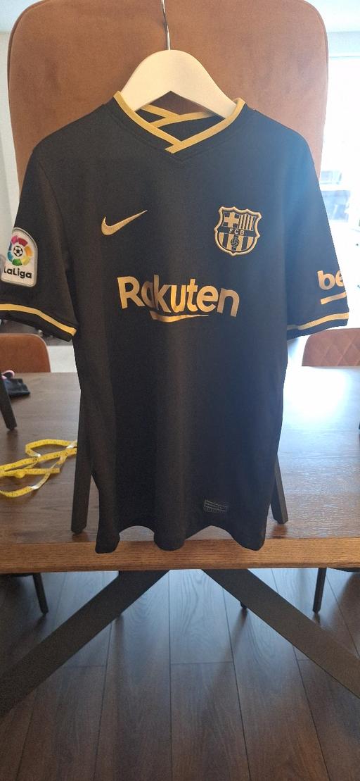 Buy & Sell West London Euston - West London - Photos for nike FCB football shirt