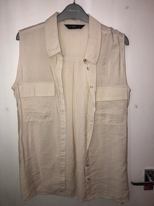 Buy & Sell West Midlands Wolverhampton - Photos for Women’s sleeveless shirt