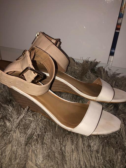 Buy & Sell West Midlands Wolverhampton - Photos for Size 4 heels