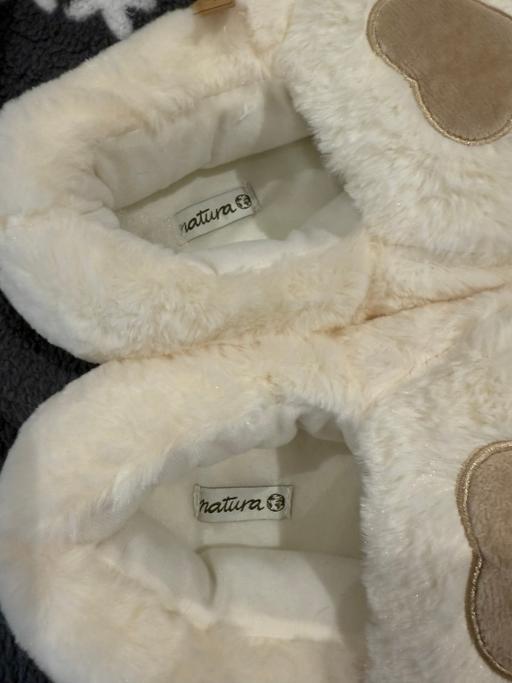 Buy & Sell Worcestershire Wyre Forest - Photos for Natura slippers