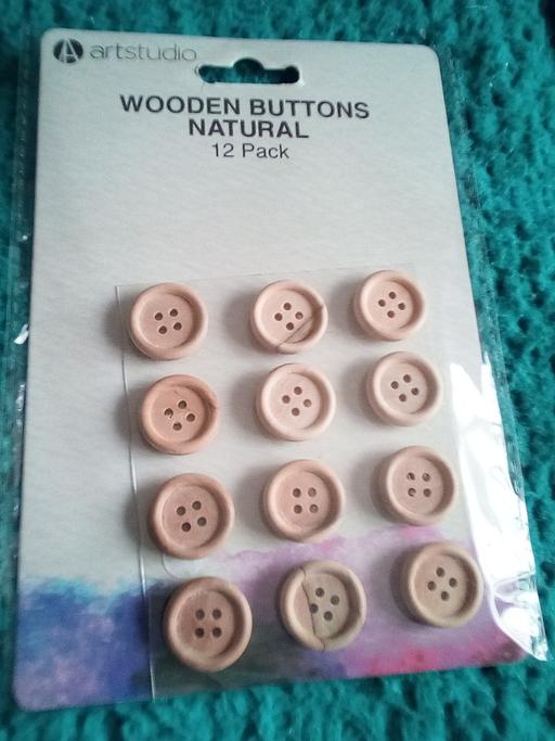 further learning Lincolnshire East Lindsey - Photos for brand new pack of Craft buttons