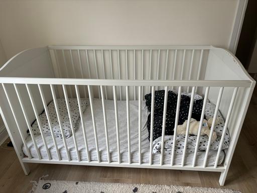 Buy & Sell West London Hounslow - Photos for Ikea cot bed
