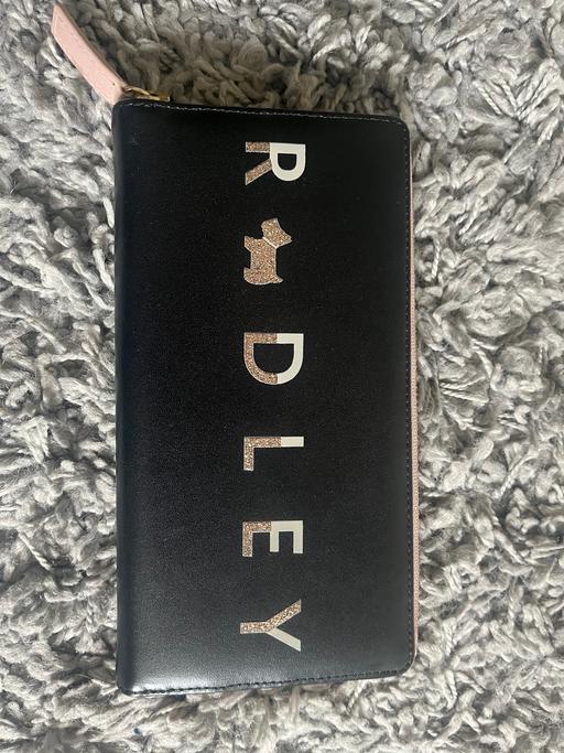 Buy & Sell Buckinghamshire Milton Keynes - Photos for Radley purse