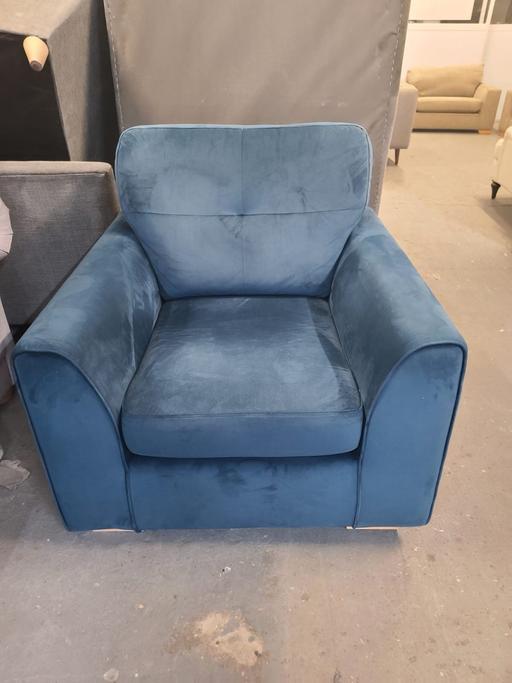 Buy & Sell Staffordshire South Staffordshire - Photos for Blue Velvet DFS Kian Armchair