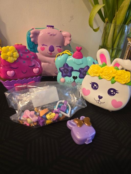 Buy & Sell Warrington Birchwood - Warrington - Photos for Polly pocket bundle