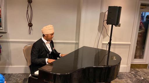 Buy & Sell West Midlands Birmingham - Photos for Professional pianist