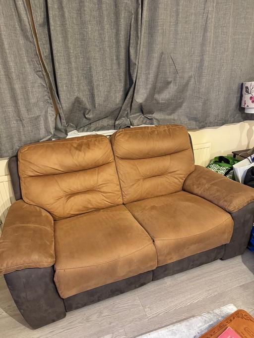 Buy & Sell Ealing Greenford - UB5 - Photos for BROWN RECLINER SOFA SET GOOD CONDITION