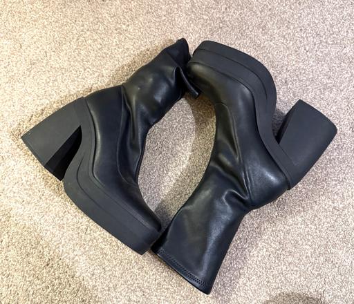 Buy & Sell West London West Kensington - West London - Photos for Bershka Platforms Fitted Ankle Boots Size 6