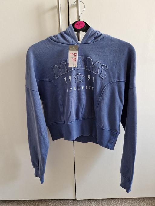 Buy & Sell Kent Thanet - Photos for bn cropped sweatshirt age 11-12yrs