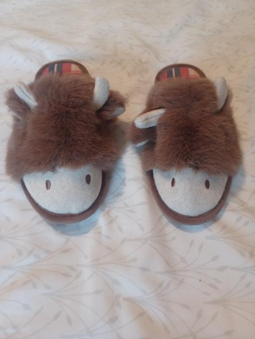 Buy & Sell Derbyshire North East Derbyshire - Photos for Next cow slippers size 3-4