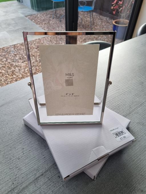 Buy & Sell West Midlands Dudley - Photos for 2 new m&s frames