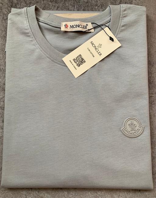 Buy & Sell North West London Brondesbury - North West London - Photos for Moncler men’s t shirts L or XL