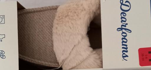 Buy & Sell South East London Surrey Quays - South East London - Photos for New Women's Slippers Size 5-6