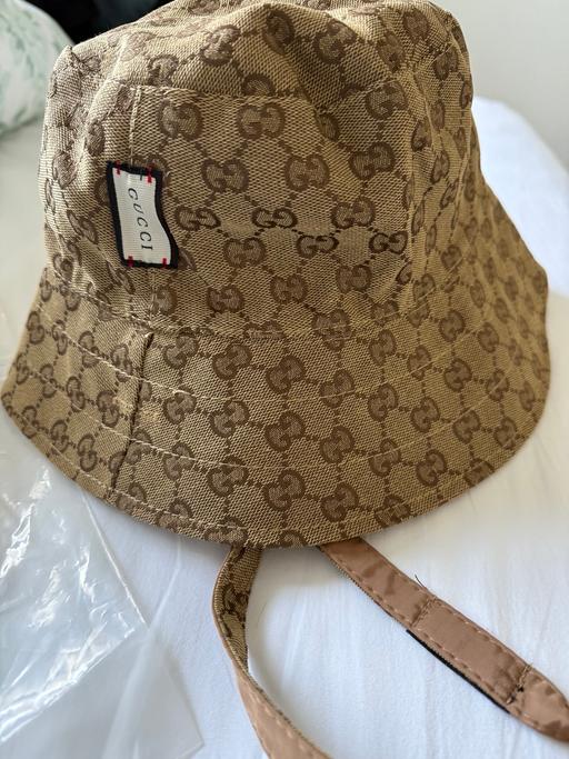 Buy & Sell South East London Woolwich - South East London - Photos for Gucci reversible bucket hat