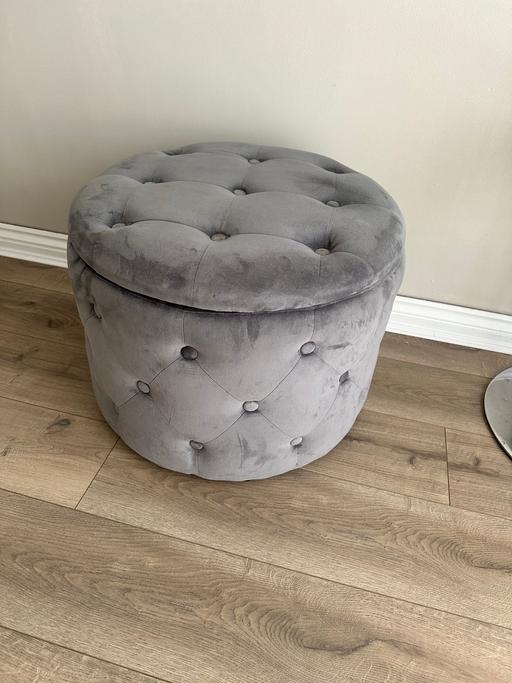Buy & Sell Essex Basildon - Photos for Grey chesterfield foot stool/storage