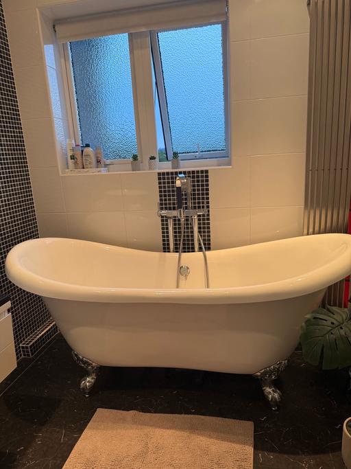 Buy & Sell Lancashire Blackburn with Darwen - Photos for Stand-alone bathtub with taps