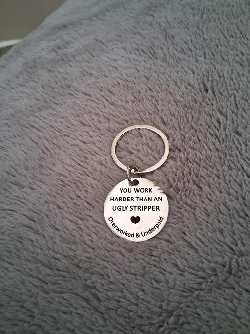 Buy & Sell Staffordshire Lichfield - Photos for keyring. 🤭