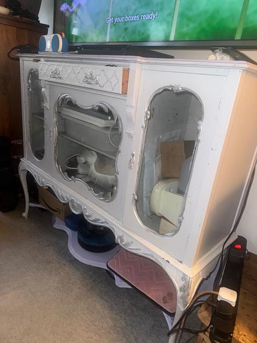 Buy & Sell South East London Elephant and Castle - South East London - Photos for Antique Sideboard