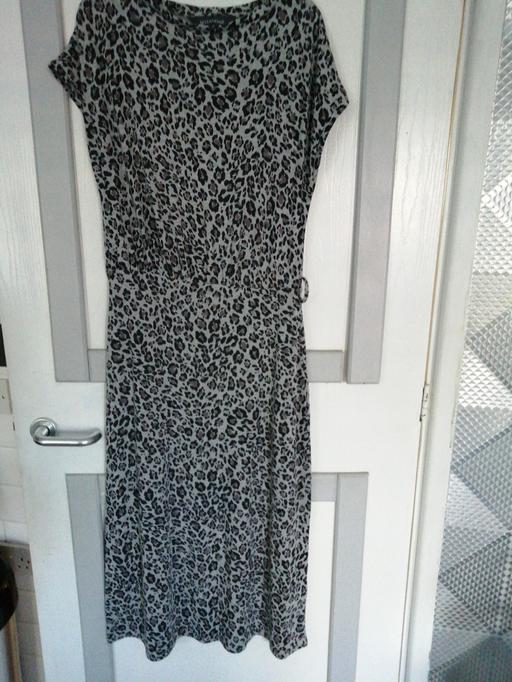 Buy & Sell West Midlands Wolverhampton - Photos for ladies size *10* (no belt)