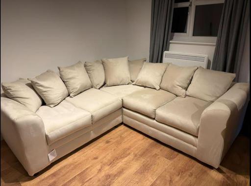 Buy & Sell East London Redbridge - Photos for Five Seater Dual Arm Comfy Sofa