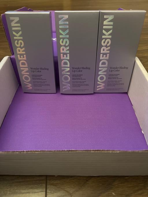 Buy & Sell Kent Tonbridge and Malling - Photos for Wonderskin- Wonder Blading Lip Color