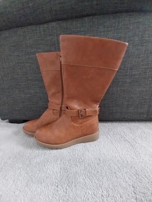 Buy & Sell West Midlands Birmingham - Photos for M&S girls boots Size 1