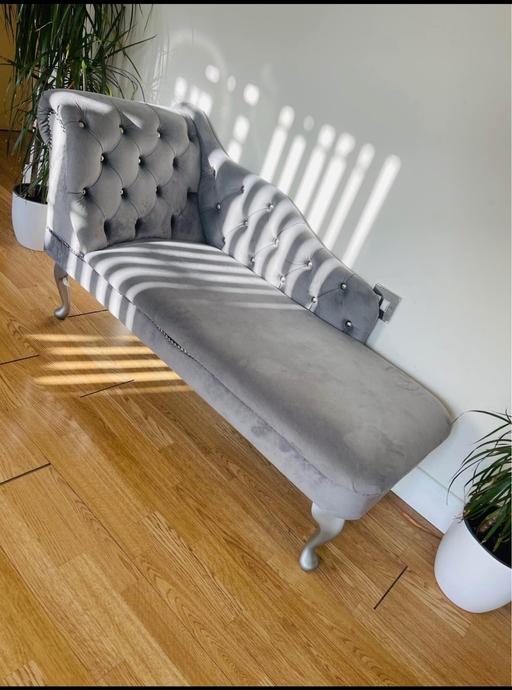 Buy & Sell Essex Epping Forest - Photos for Vintage suede sofa