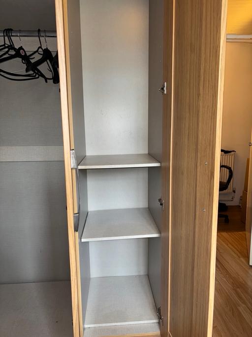 Buy & Sell South West London Balham - South West London - Photos for Oak wardrobe