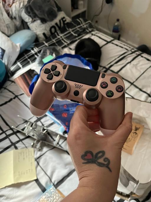 Buy & Sell West Midlands Dudley - Photos for PlayStation 4 control pads