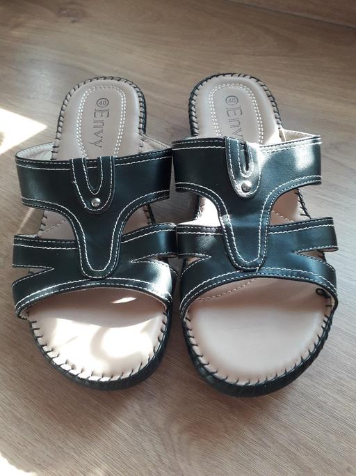Buy & Sell West Midlands Sandwell - Photos for ladys sandals /sliders