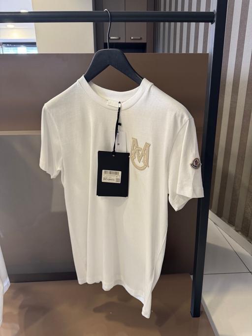 Buy & Sell Central London St Pancras - Central London - Photos for MONCLER Tee