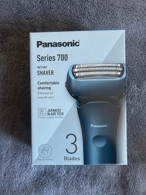 Buy & Sell West Midlands Birmingham - Photos for Panasonic series 700 shaver (sealed)