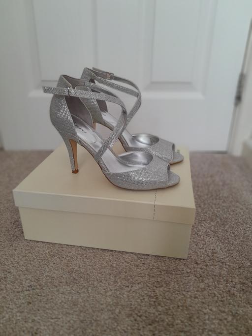 Buy & Sell Kent Gravesham - Photos for shoes