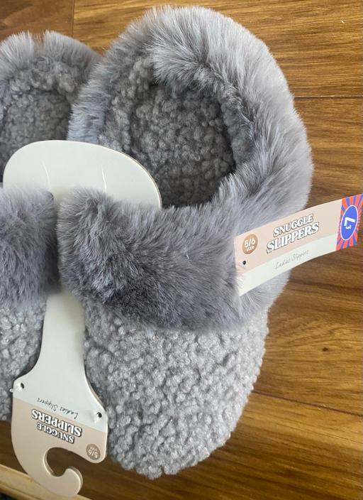 Buy & Sell West Midlands Birmingham - Photos for Ladies slippers size 5/6