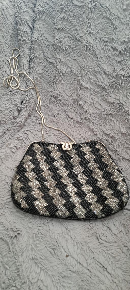 Buy & Sell West Midlands Birmingham - Photos for Saxone clutch bag
