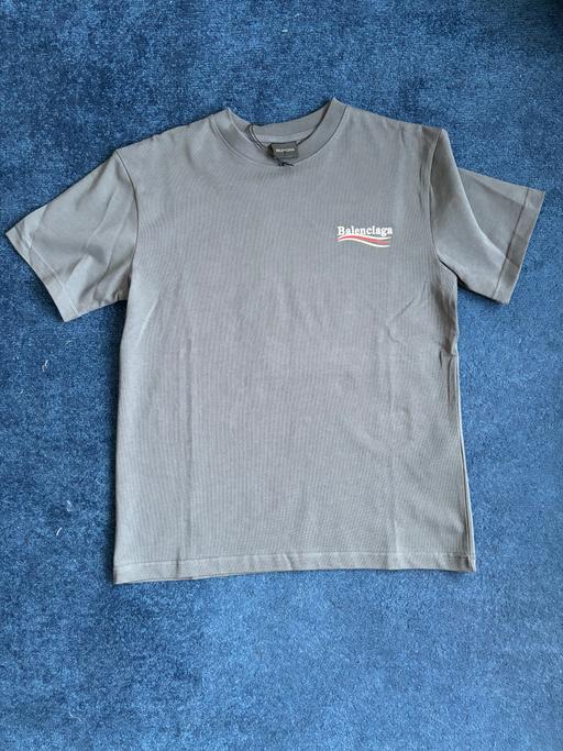 Buy & Sell North West London Old Oak Common - North West London - Photos for Balenciaga Political OTH T-shirt