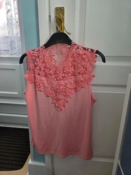 Buy & Sell West Midlands Birmingham - Photos for pink top 12/14