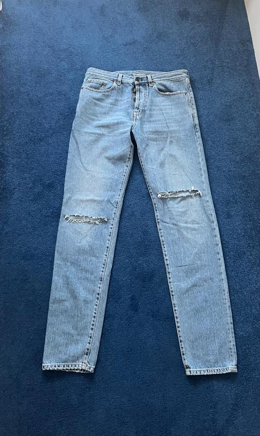Buy & Sell North West London Old Oak Common - North West London - Photos for Saint Laurent Knee Distressed Slim Jeans