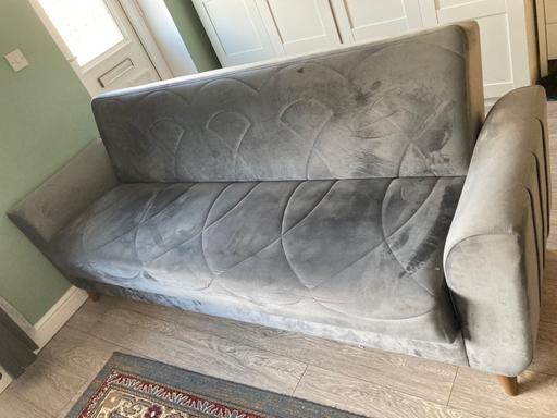 Buy & Sell West London North Kensington - W11 - Photos for Three seater sofa bed