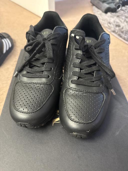 Buy & Sell North London Manor House - North London - Photos for Mallet trainers
